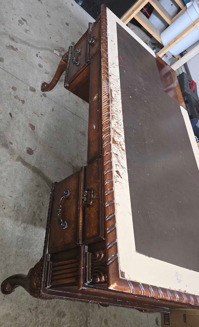 Used Solid Wood Computer Table - Northside Pickup - photo 5