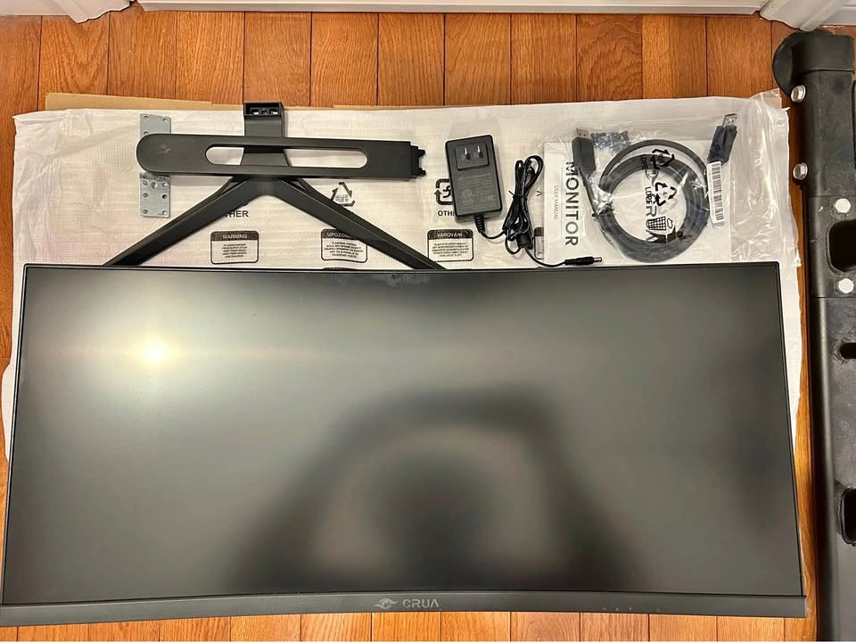 30" Curved Ultrawide Monitor (2560x1080) – Great for Work & Gami