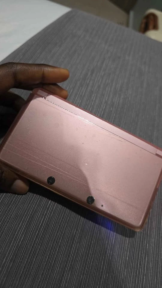 Nintendo 3ds Pink - photo 2