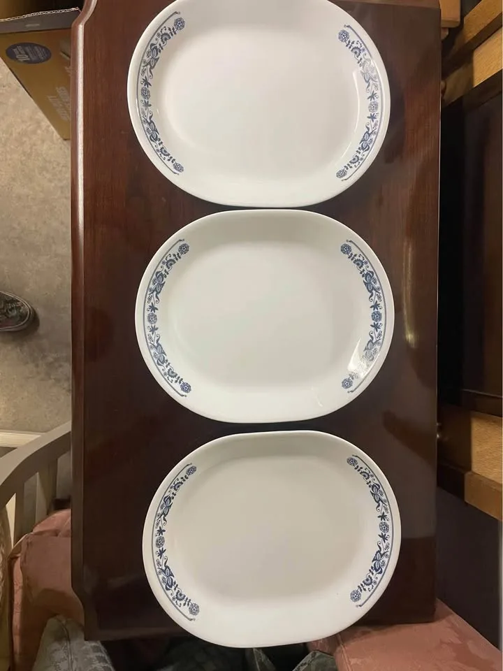 Corelle Platters “Old Town Blue image indicator(3)