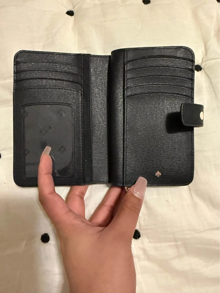 Kate Spade Wallet - photo 3