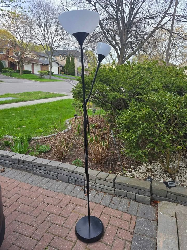 Garage Sale - Lamp - photo 2