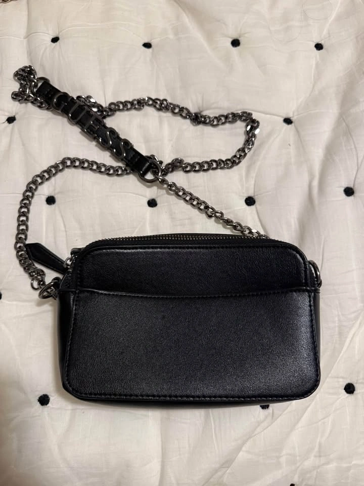 Guess Crossbody Purse - photo 2