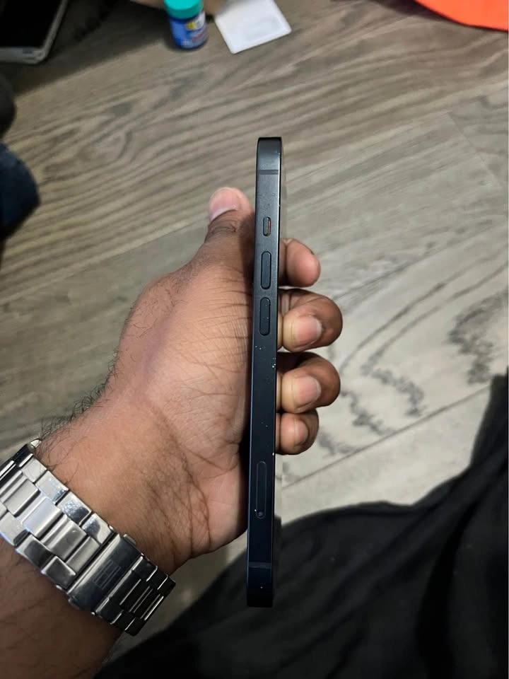 iPhone 13 128GB Good Condition - photo 3