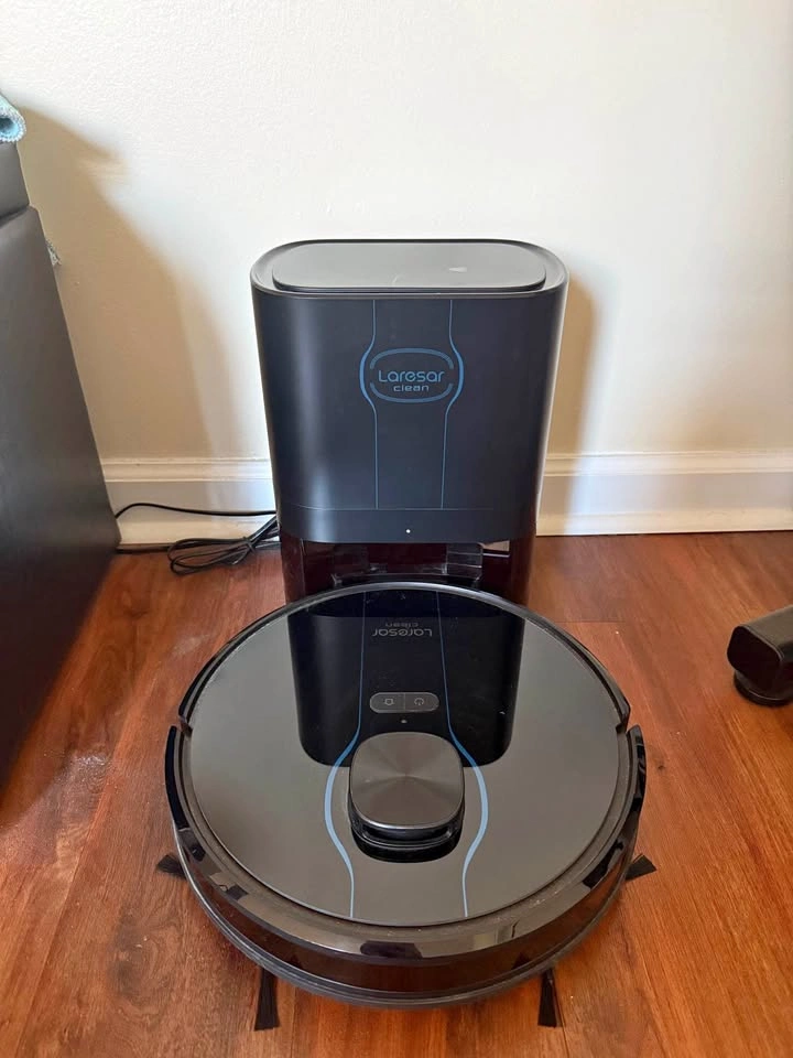 Laresar L6 Pro Robot Vacuum & Mop with Self-Emptying Station