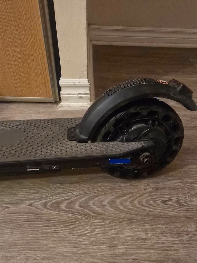 Evercross Electric Scooter - Parts/Repair - Screen Powers On - photo 2
