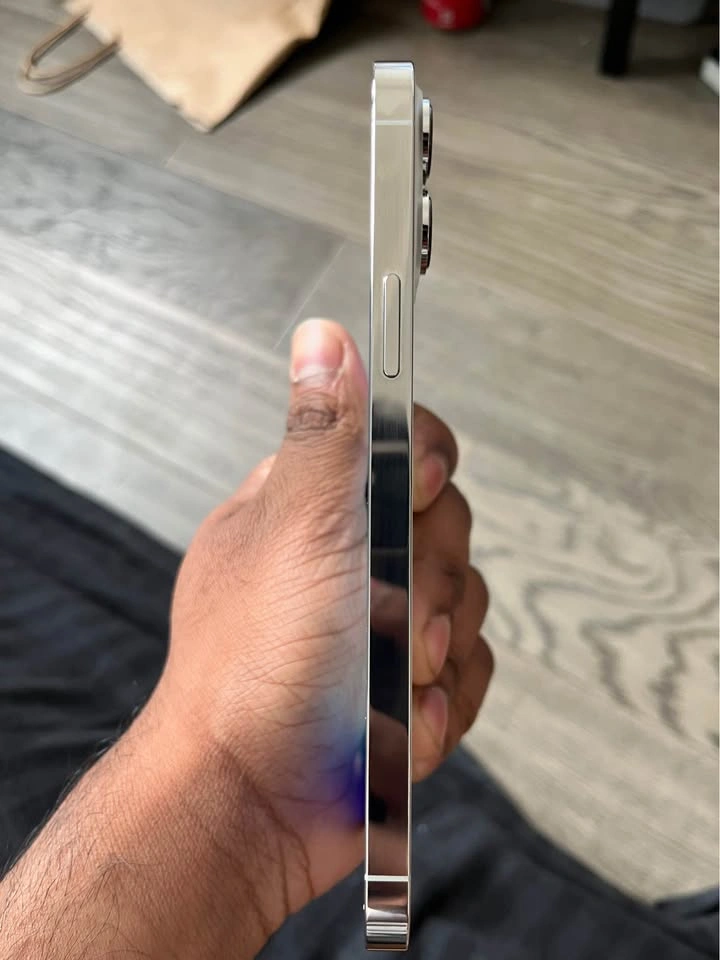 iPhone 13 Pro Max Excellent Condition - photo 4