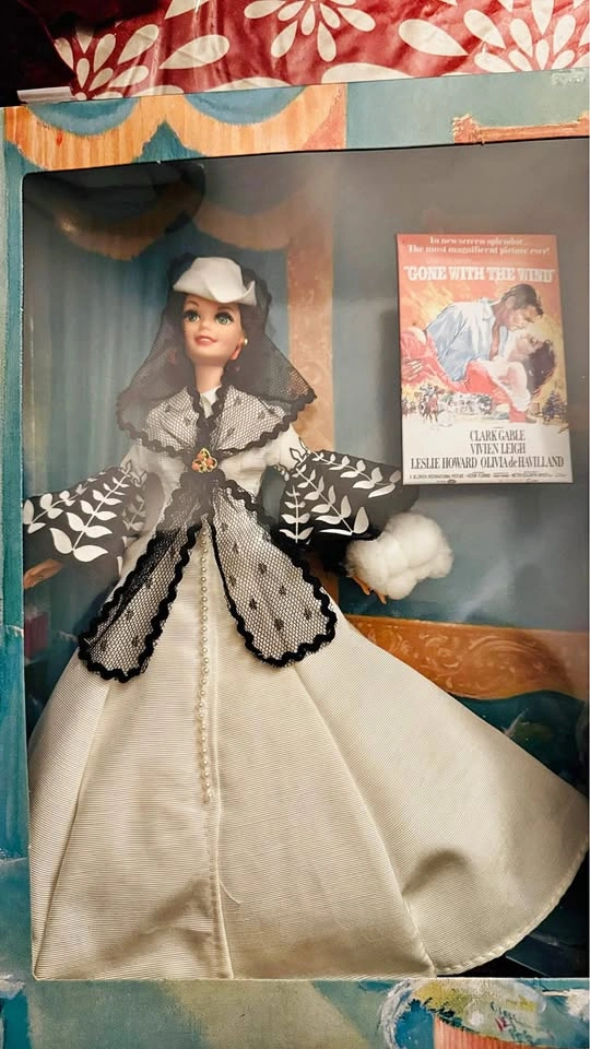 Barbie Hollywood Legends Scarlett O'Hara Gone With The Wind Doll