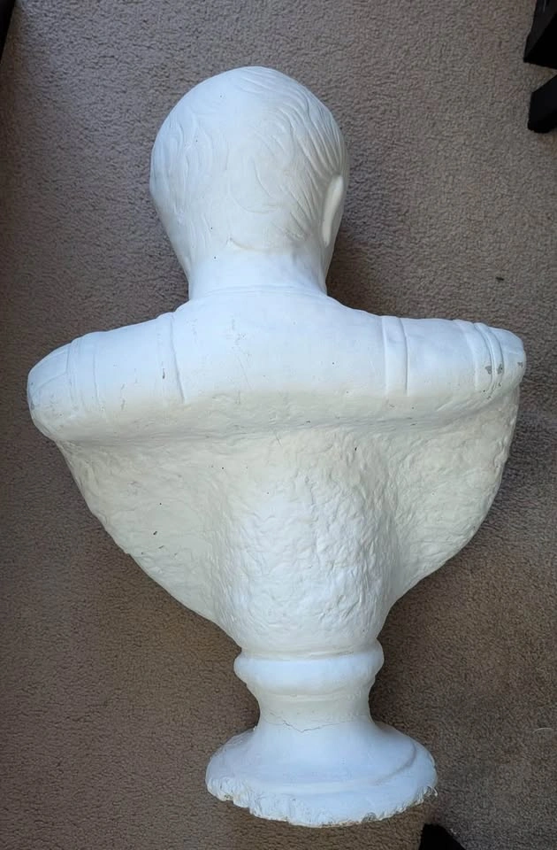 Augustus Caeser Concrete Bust - photo 2