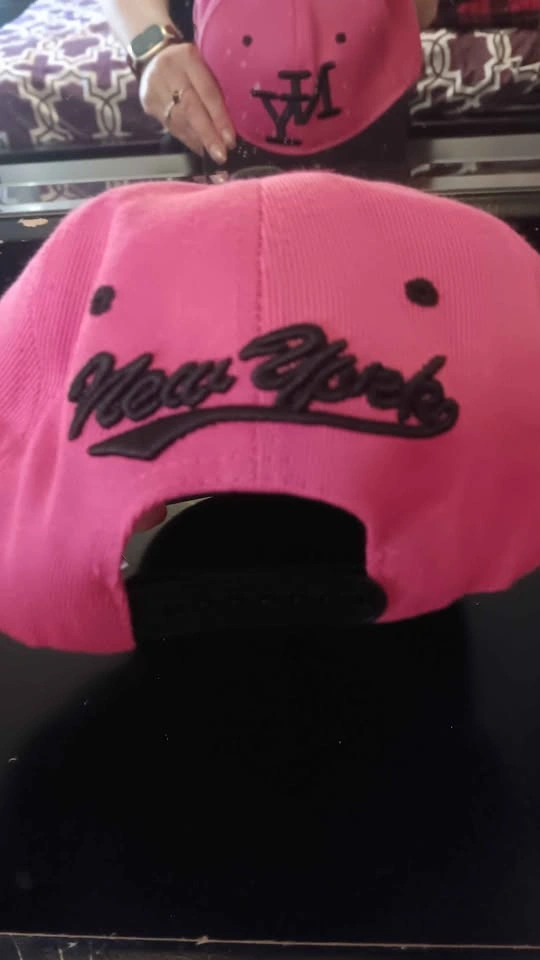 Pink and Black New York Snapback Hat - photo 3