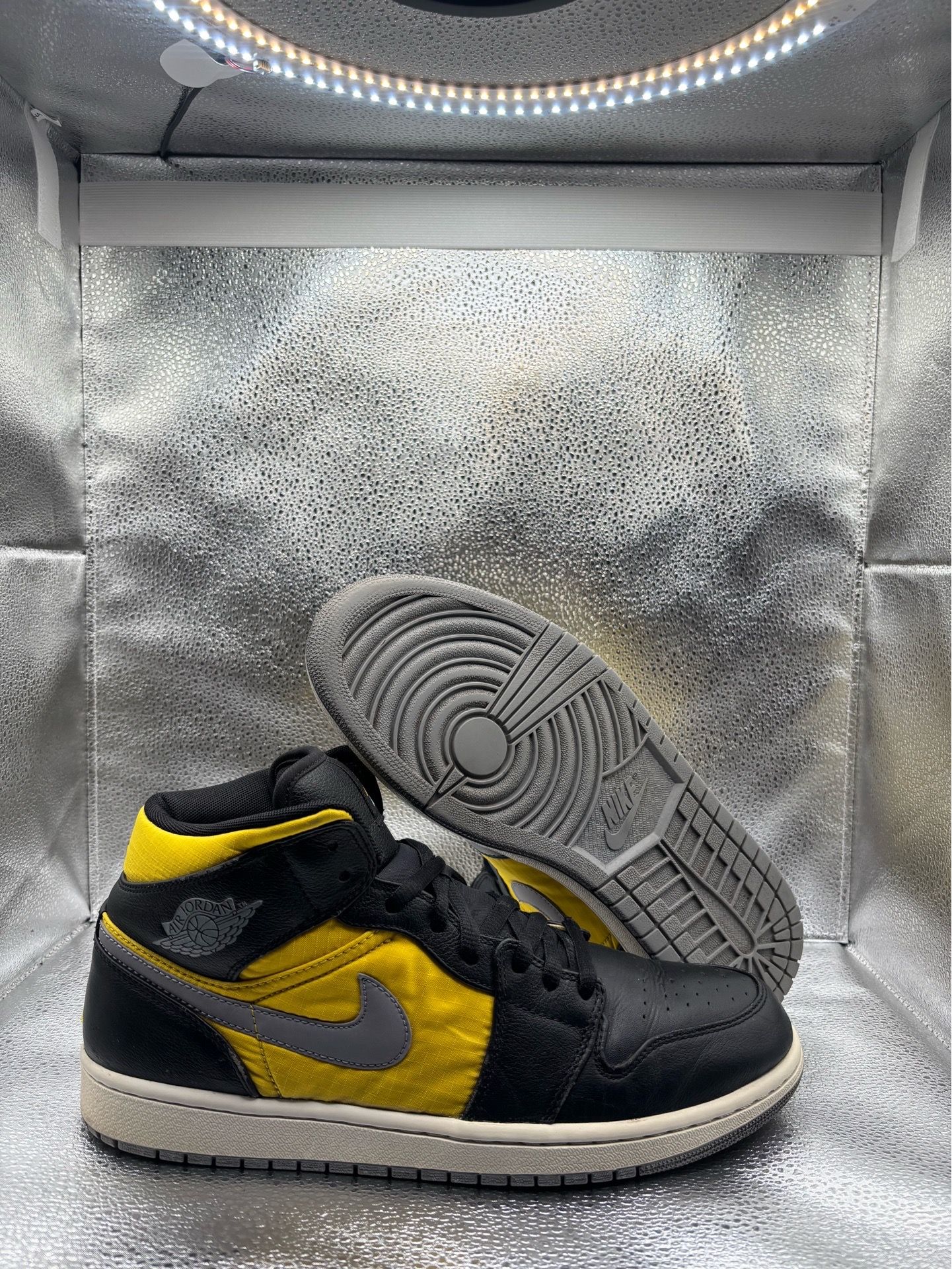 Air Jordan 1 Mid Black Speed Yellow