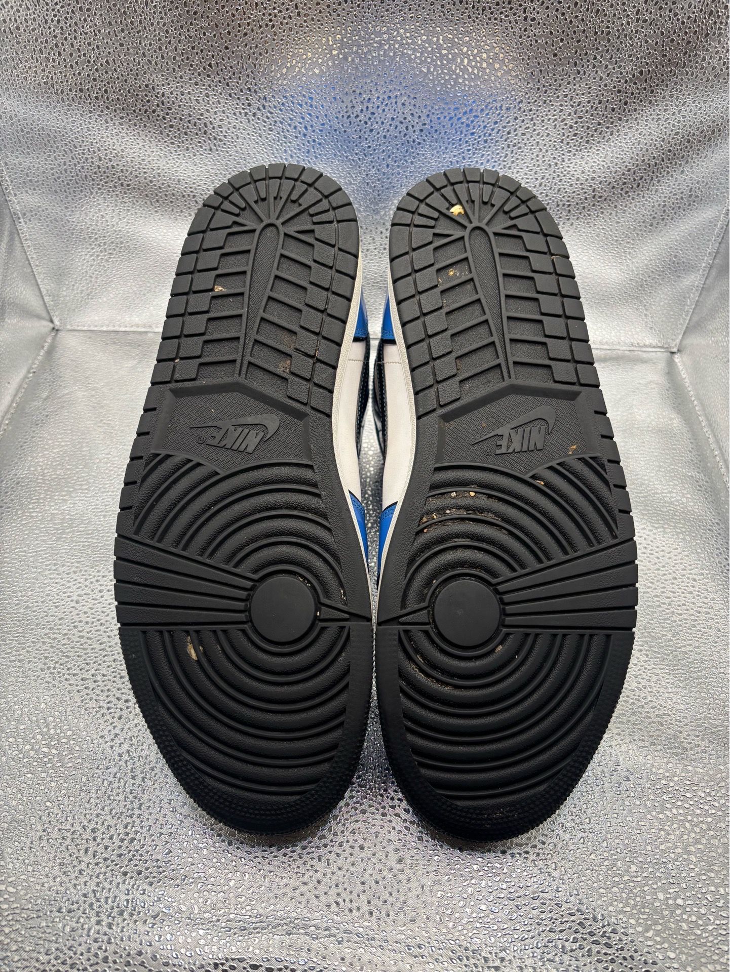 Air Jordan 1 Mid Signal Blue - photo 3