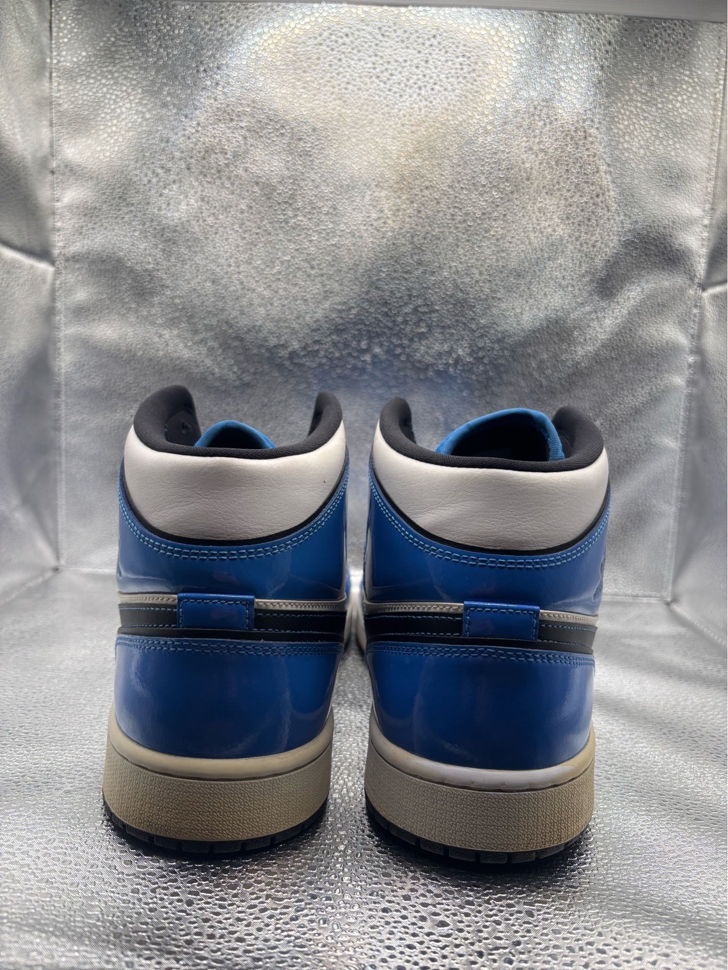 Air Jordan 1 Mid Signal Blue - photo 4
