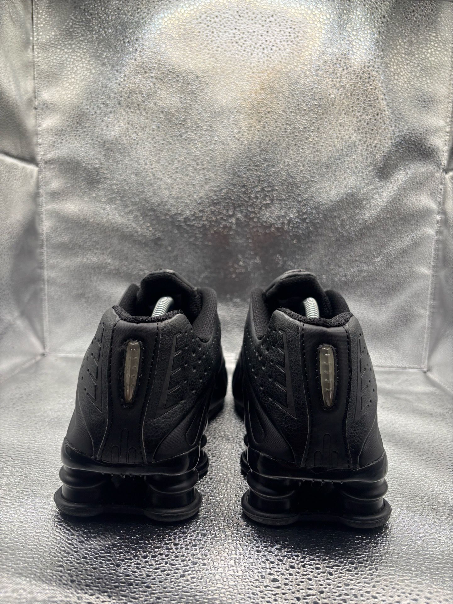 Nike Shox R4 Triple Black 2018 - photo 4