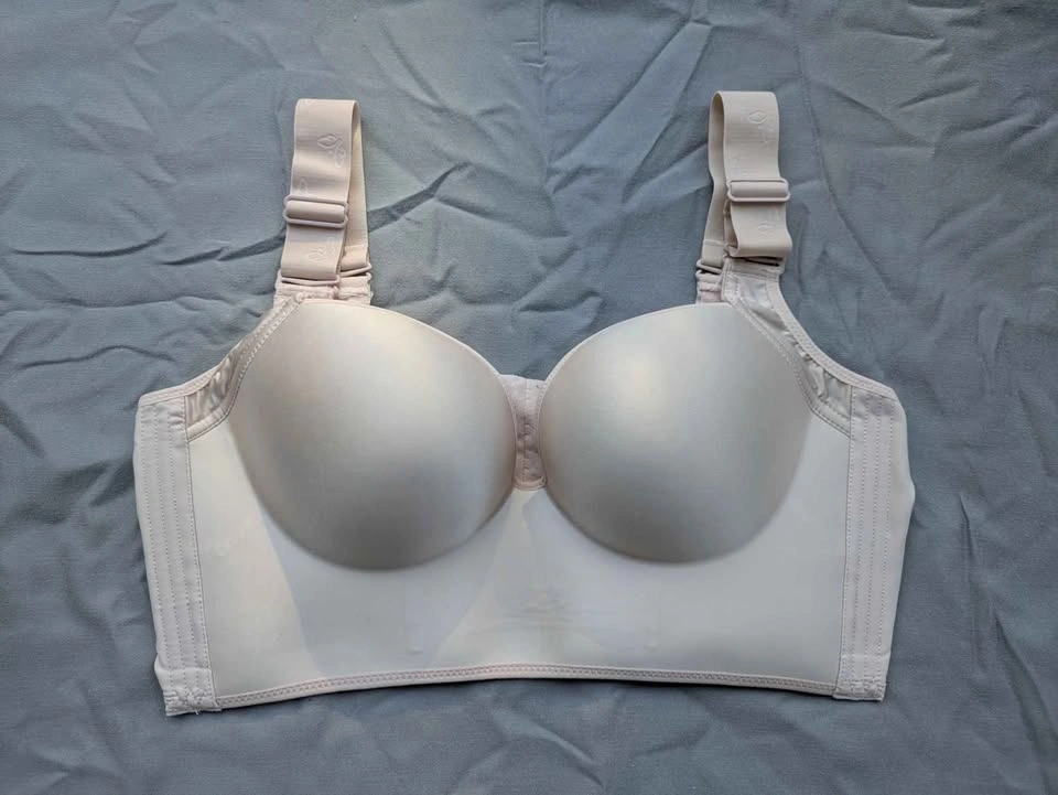 2 Super comfy supportive wireless bras, new, size 34 C-CC - photo 5