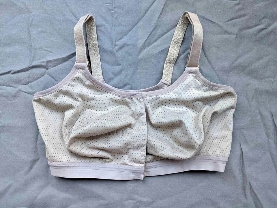 Compression Bra size 34 C - D