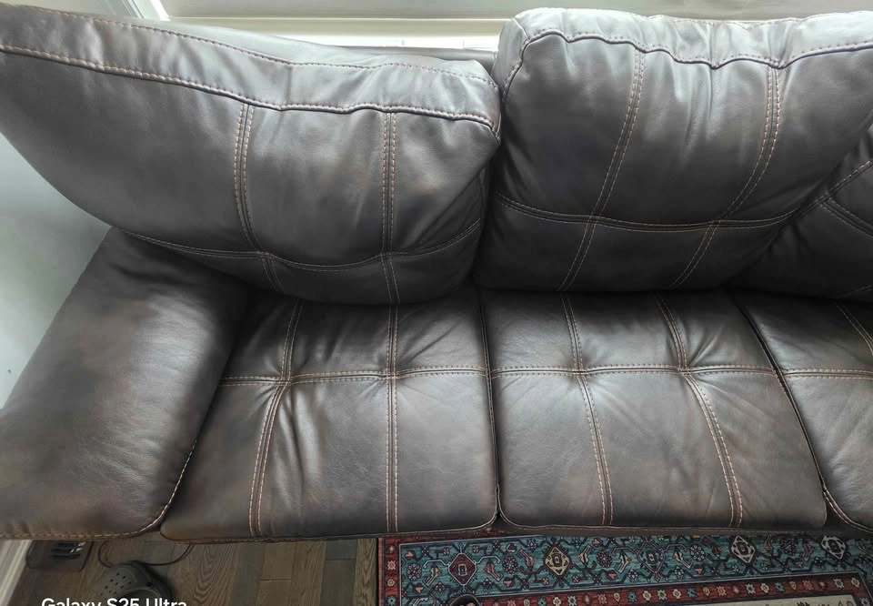 Like new Sectional sofa - photo 4