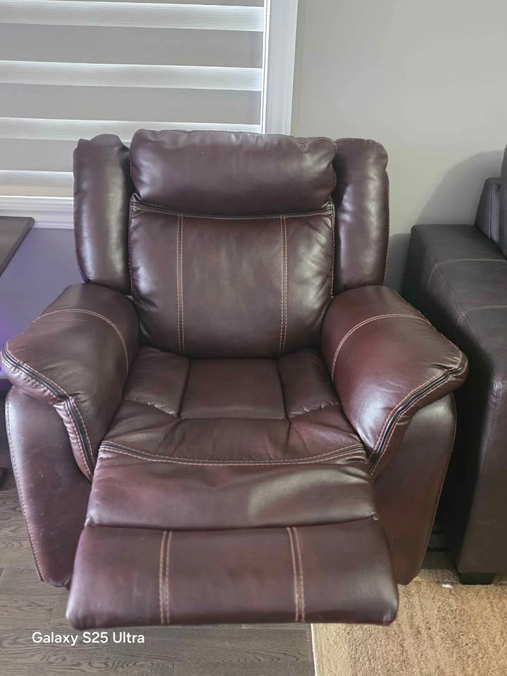 Used Recliner Chair - photo 4