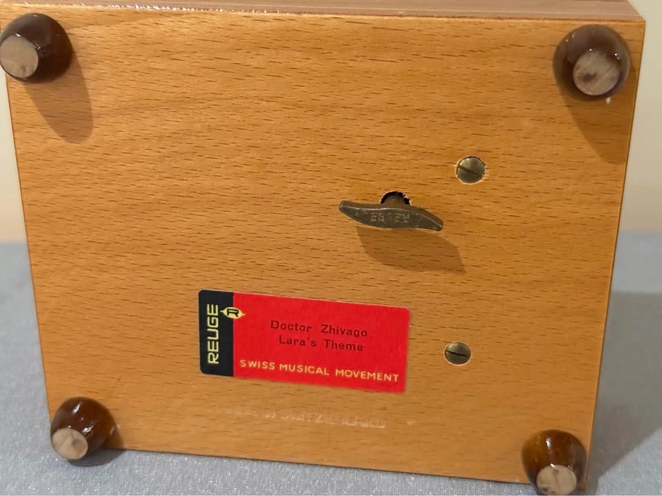 Reuge music box “Laura’s theme” - photo 2