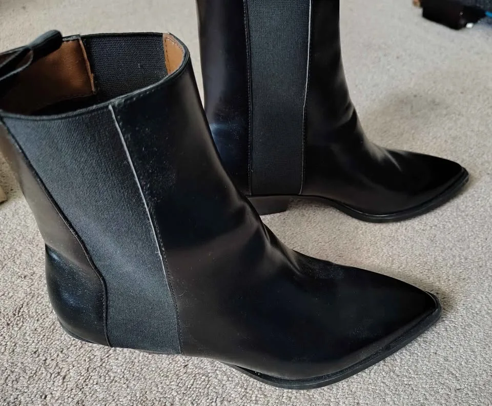 Women's boots like new thumbnail