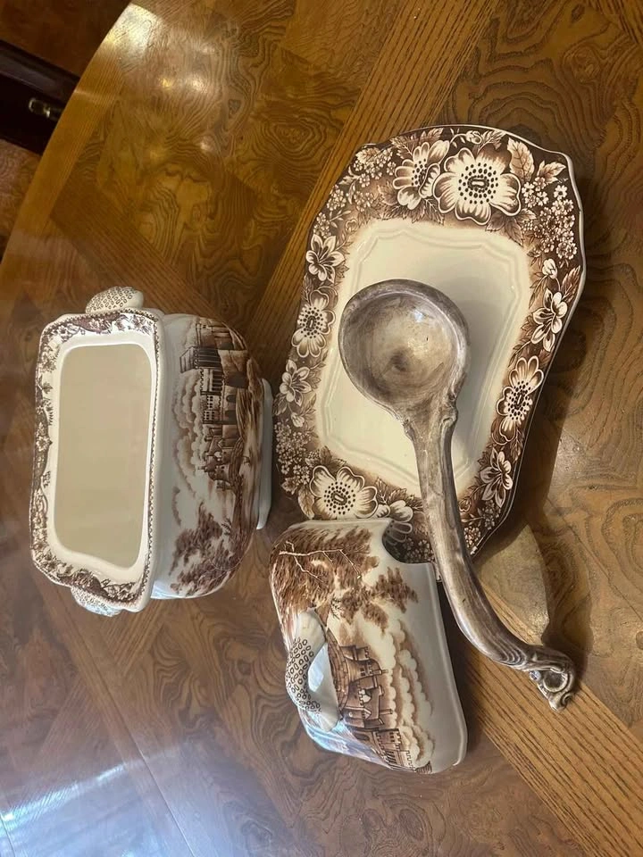 Vintage Brown Transferware Serving Set - Tureen Platter Ladle - photo 4