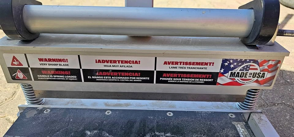 Heavy Duty Flooring Vinyl Cutter – Very Sharp Blade
