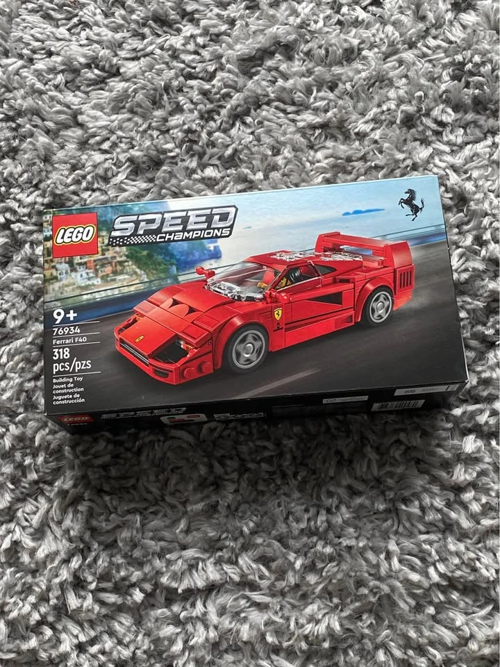 LEGO Ferrari F40 Brand New In Box - photo 2