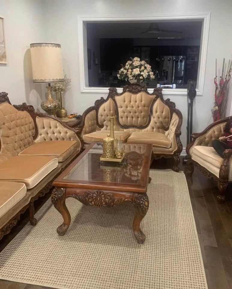 Vintage Carved Wood Living Room Set - photo 2