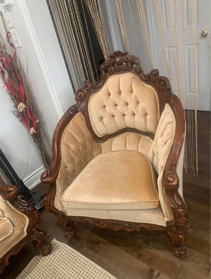 Vintage Carved Wood Living Room Set - photo 4