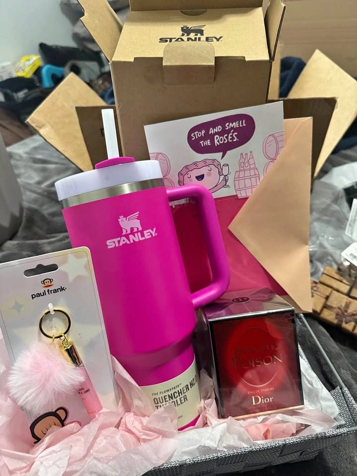 Mother's Day Gift Pack - Stanley Tumbler & Dior Parfum