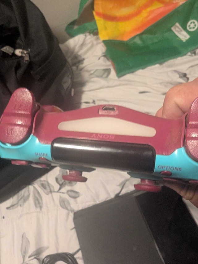 Sony PS4 - photo 3