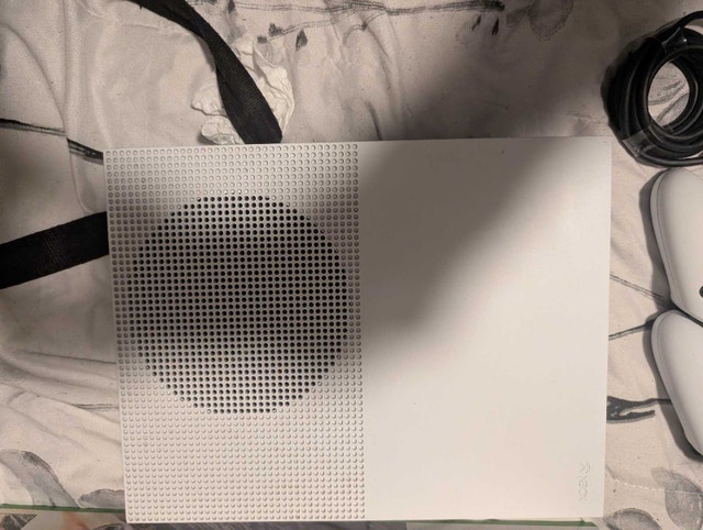 Xbox One S 1TB