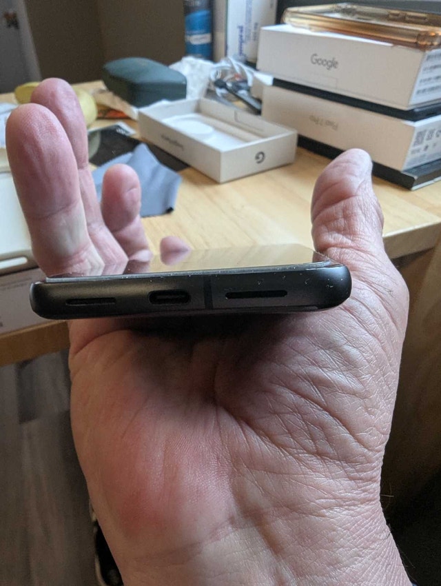 Brand new Pixel 8 - photo 5