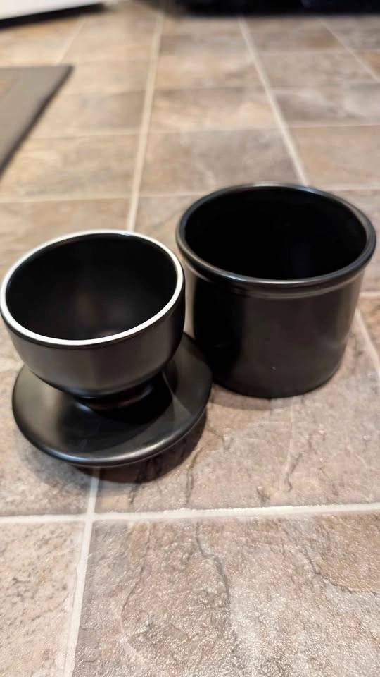 L. Tremain Butter Bell Crock - photo 2