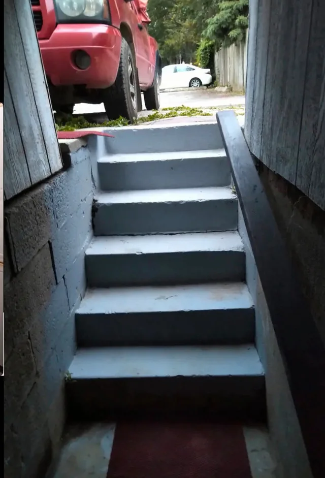 Clean Private Room For Rent image indicator(6)