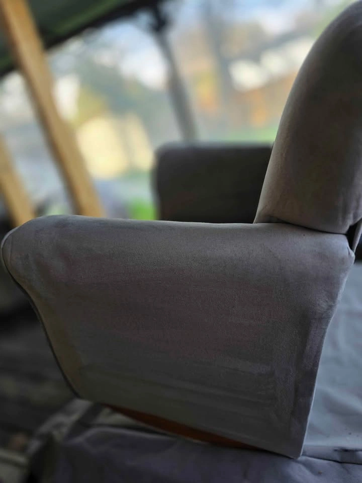 Kids rocking chair - photo 2