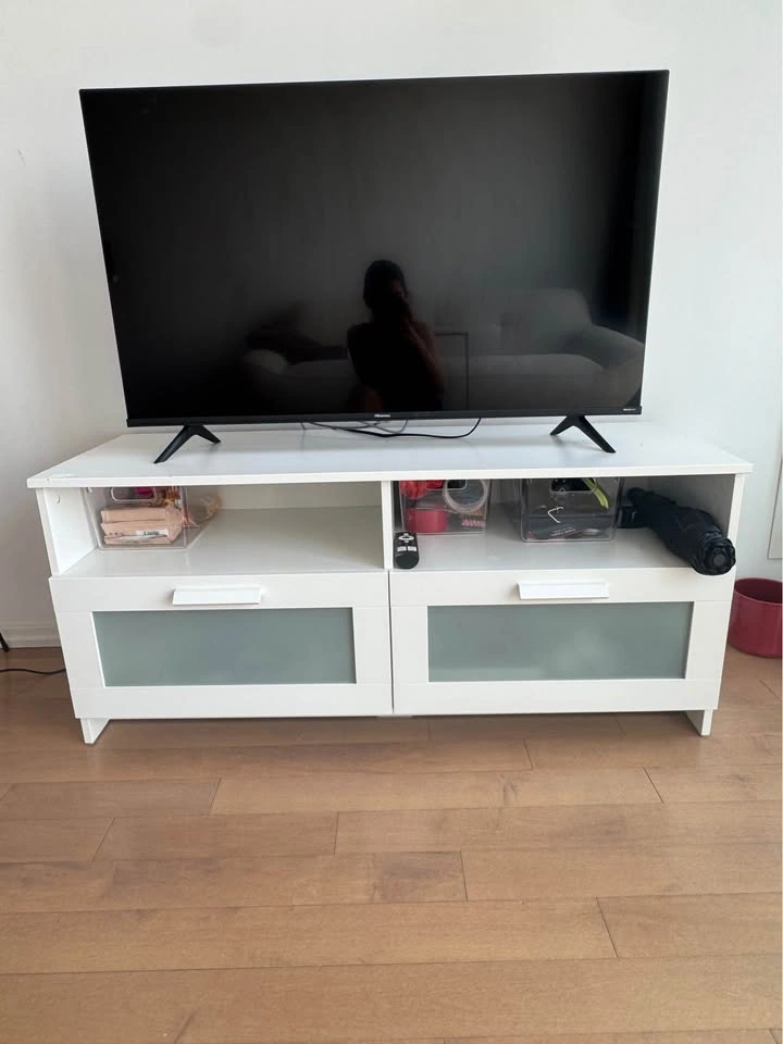 43” Hisense Smart TV - photo 2