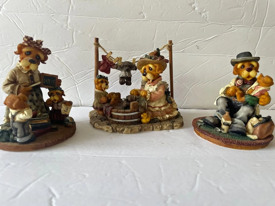 Lot of 3 Barkley Crossing Figurines