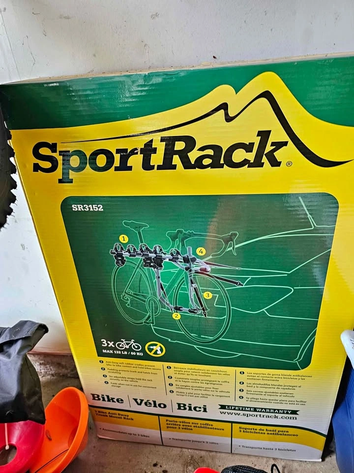 SporTrack SR3152 Bike Rack - New in Box