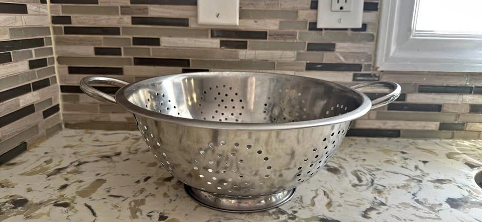 Stainless Steel Colander w Handles