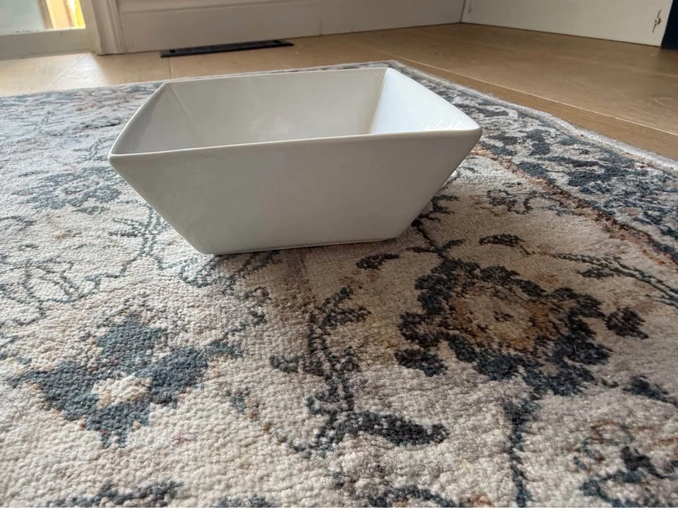 White Ceramic Bowls Set - 8 pc Square & Round - photo 4