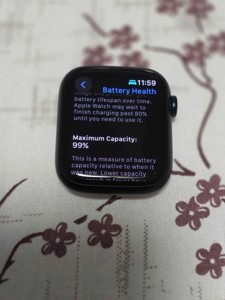 Apple Watch Series 8 45mm GPS - photo 3