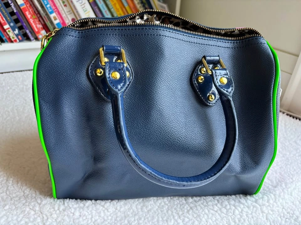 Paul's Boutique London - Vintage Y2K Navy Bowling Bag - photo 2