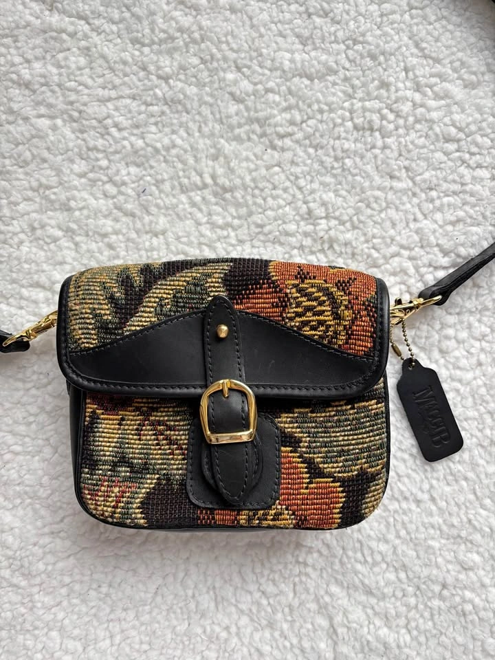 Maggi B Canadian Vintage Floral Tapestry Crossbody Bag