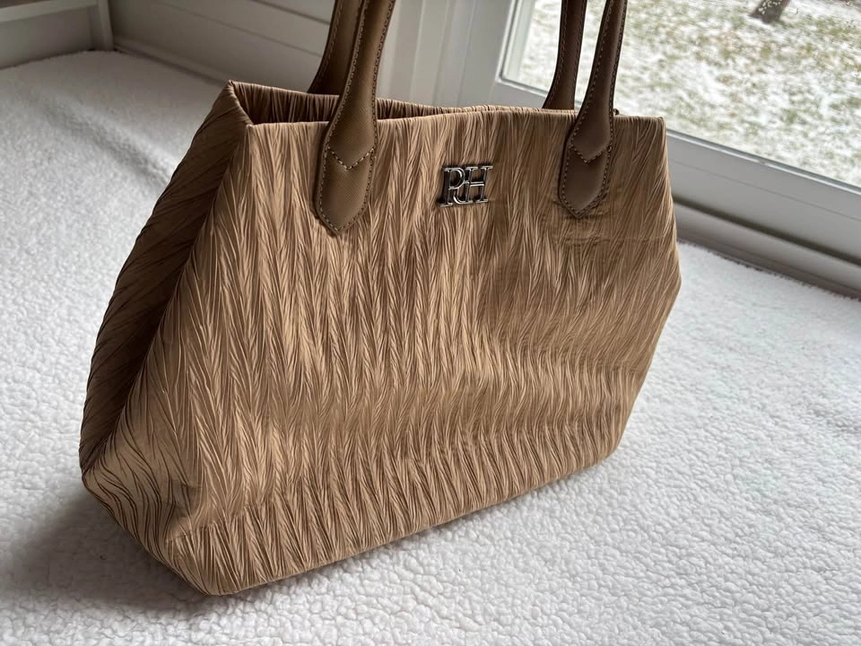 Pedro del Hierro Designer Brown Women's Tote Bag with Pouch - photo 2