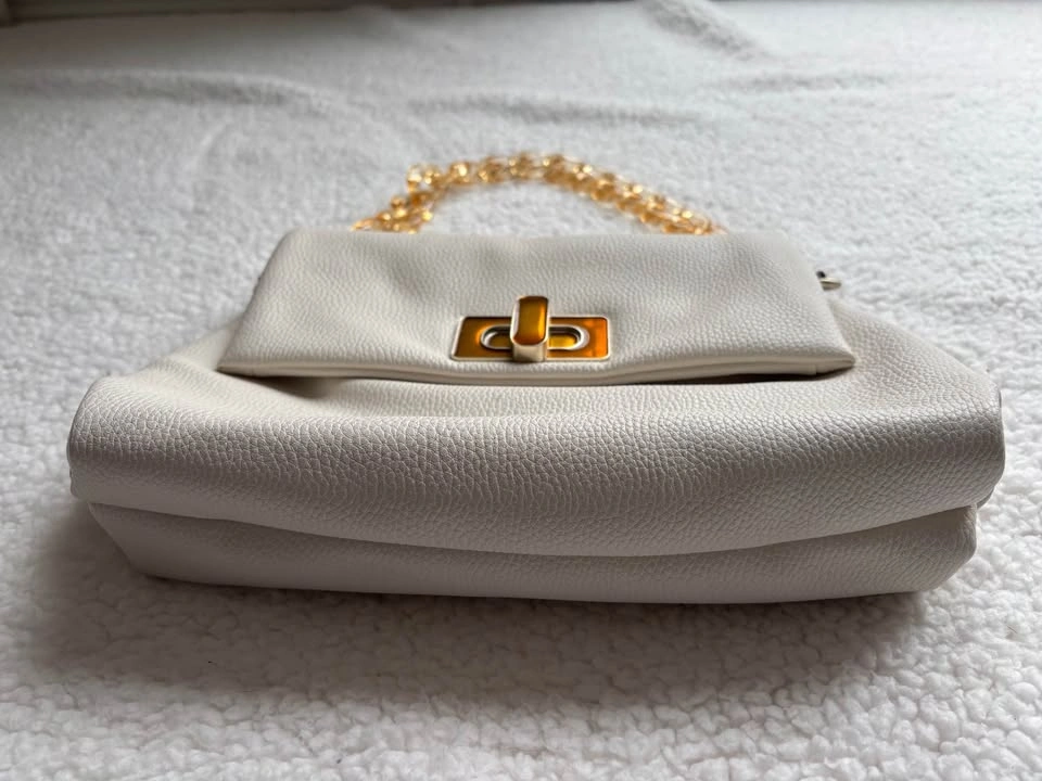 Hispanitas Cream Vegan Leather Bag with Gold Acrylic Handle - photo 3
