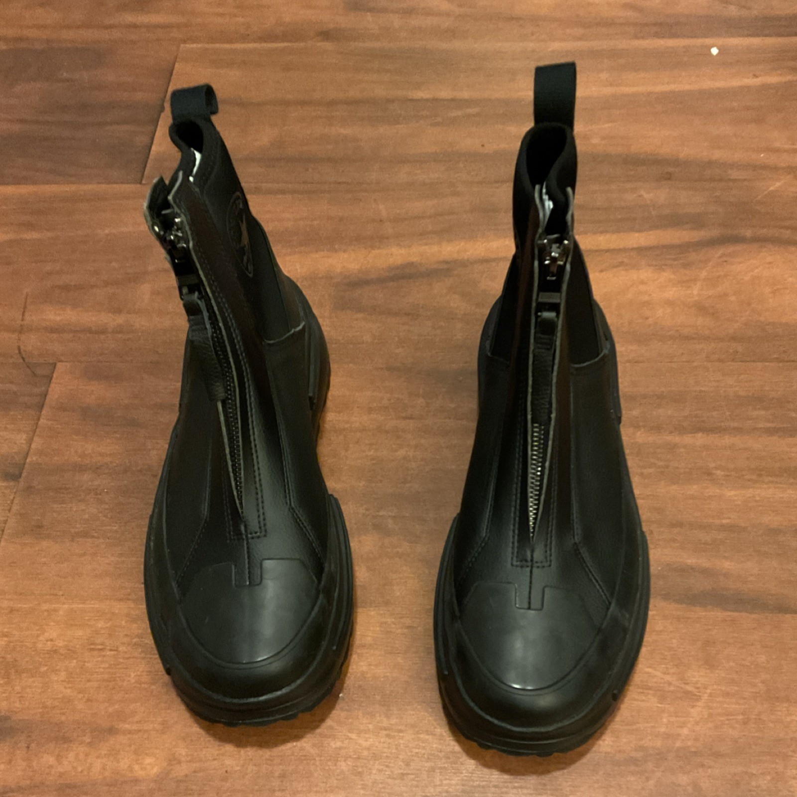Converse Black Zip Platform Ankle Bootie, Unisex Adults US 10 EU