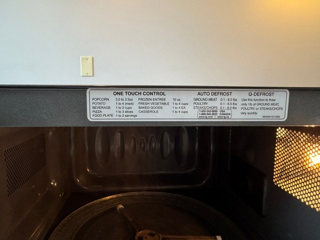 Microwave. LG LMC1050ST 1.1 CU FT - photo 5
