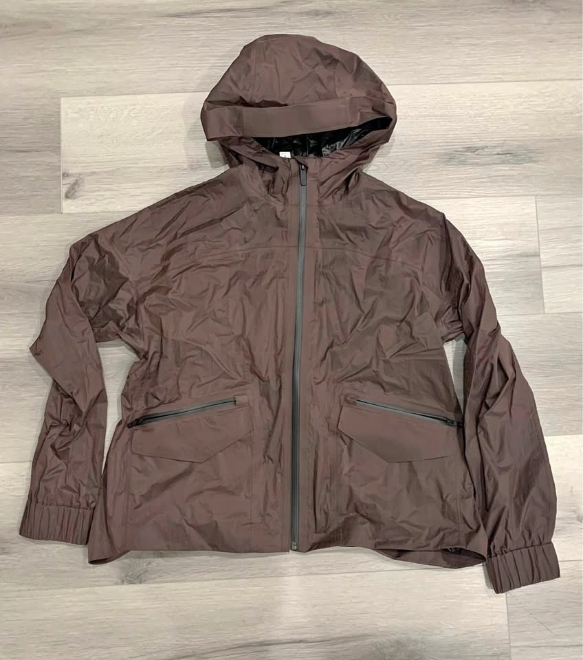 Lululemon Drizzle Down Jacket