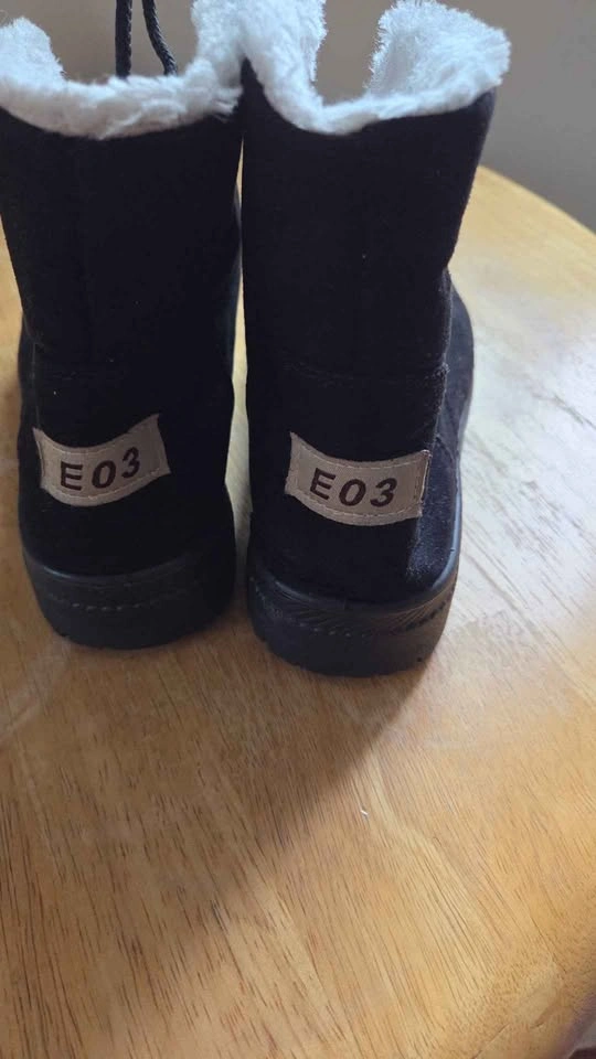 Black boots size 38